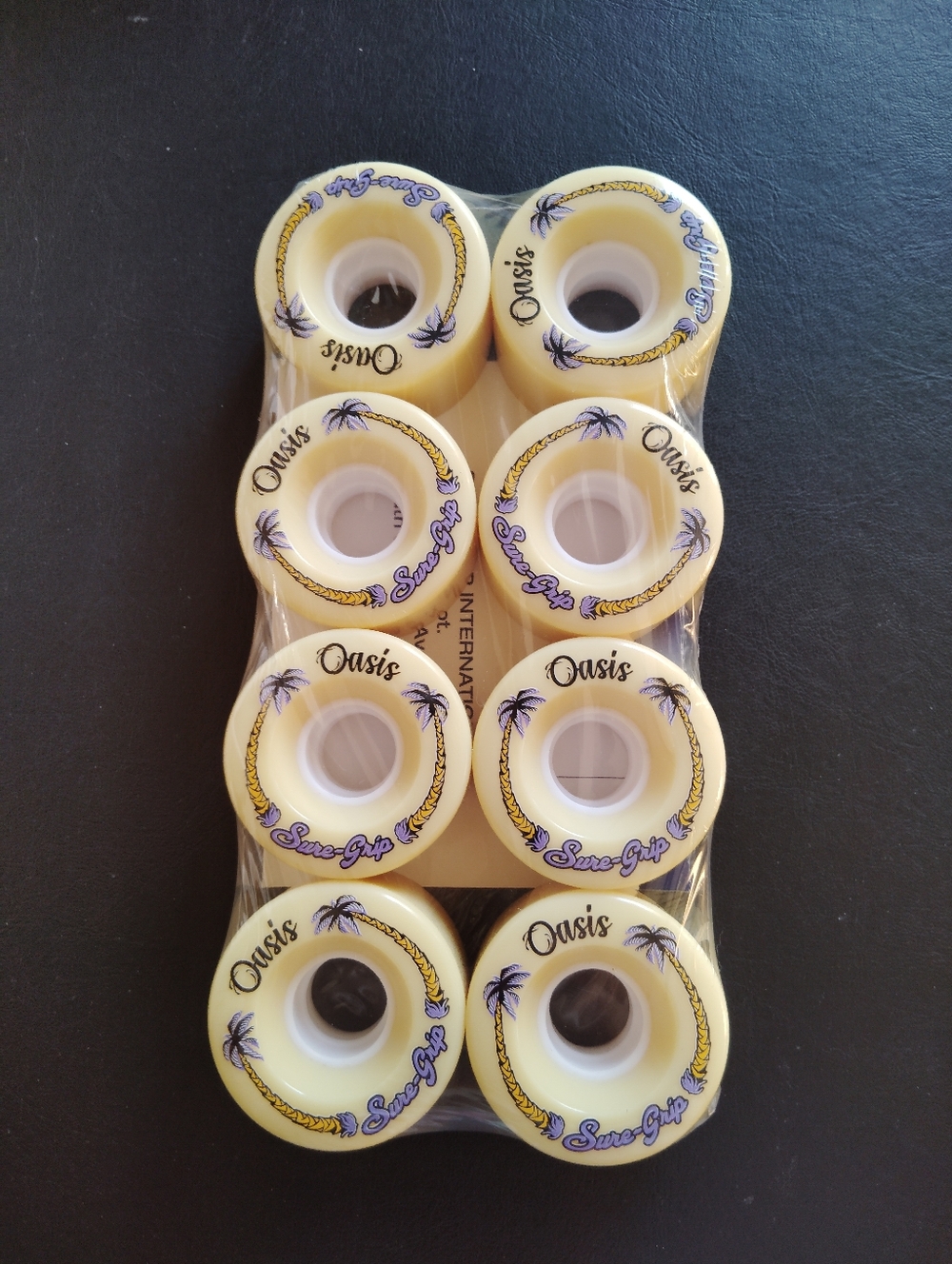 Oasis Sure Grip Roller Skate Wheels Indoor/Outdoor Yellow with Palm Trees - 8 ct